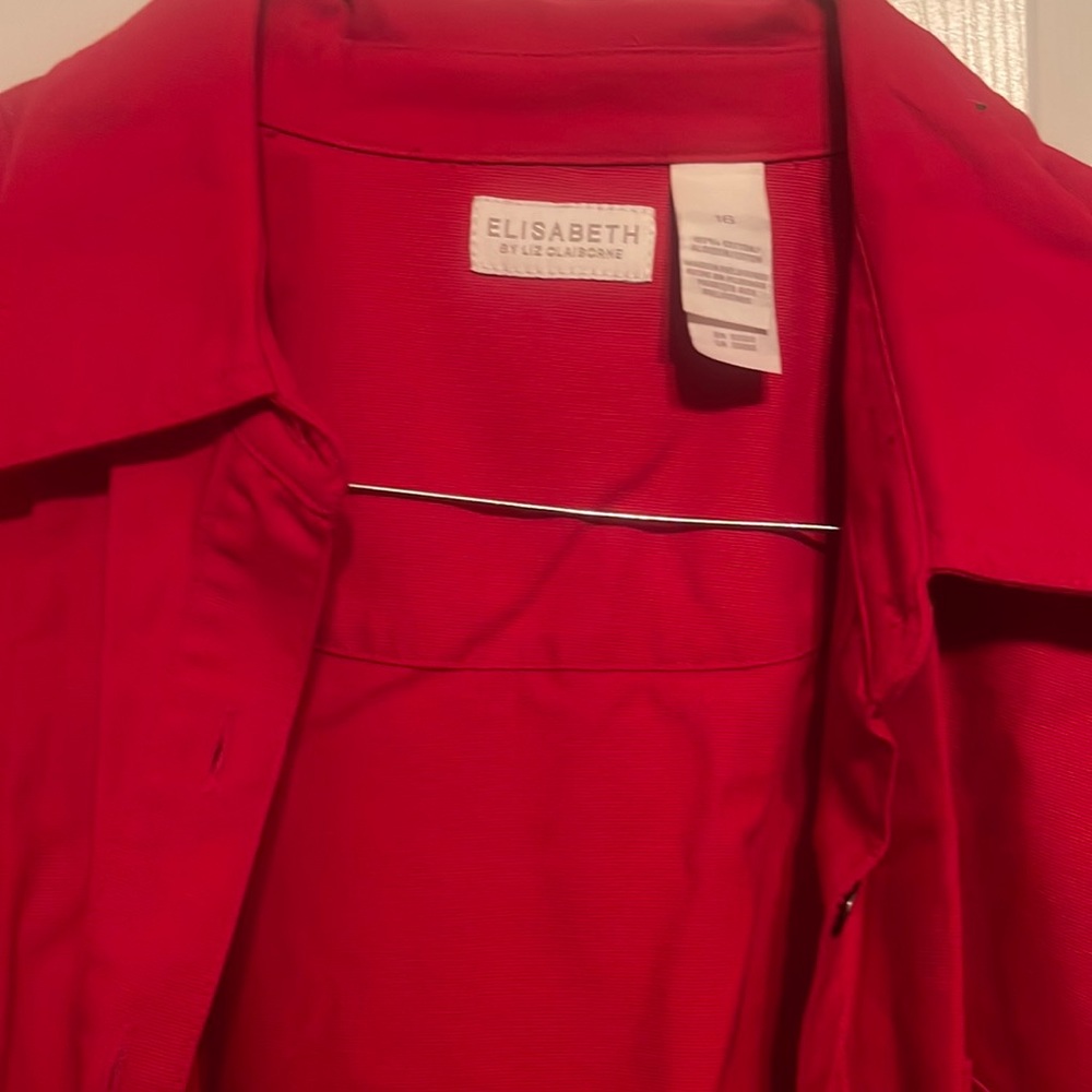 Red Elizabeth by Liz Claiborne thick button down cotton shirt